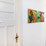 Amazing In With Kitchen בית נופש